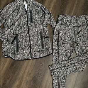 Talbots Black and White Textured Track Set